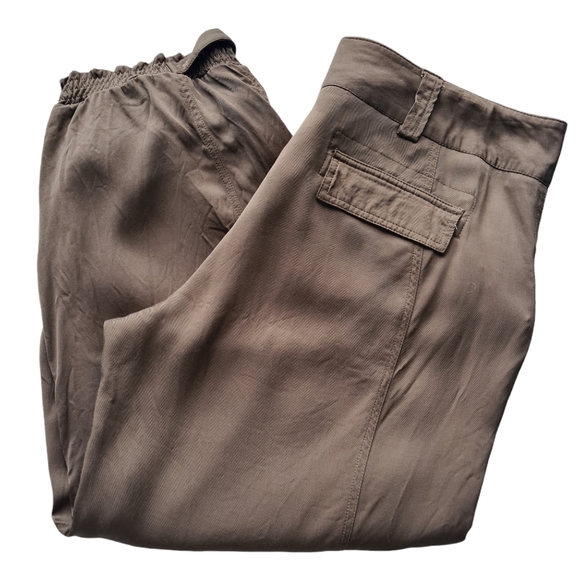 WAYNE By Wayne Cooper Size 14 Womens Khaki Green 3/4 Capri Casual Pants - Picture 4 of 8